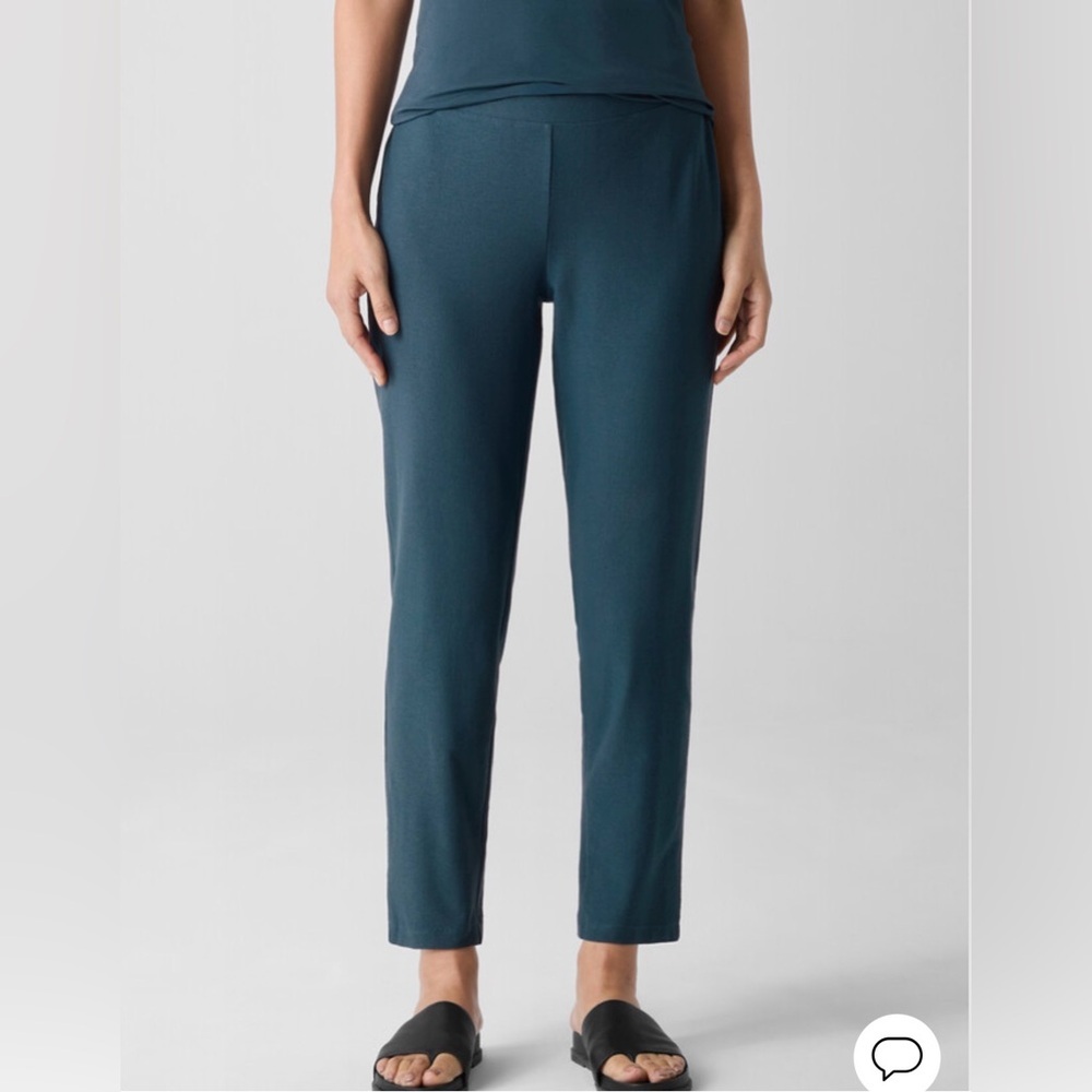 Eileen Fisher Stretch Crepe Ankle Pants
Size Medium - Picture 1 of 5
